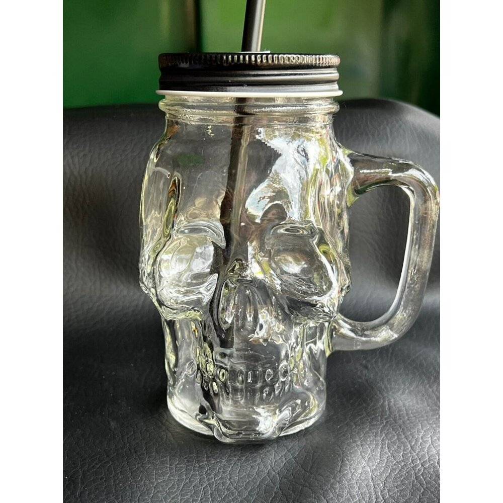 Pottery Barn Skull Glass Mugs Halloween 15 Ounce‎ Lid & Straw ~ To Go - Picture 4 of 9